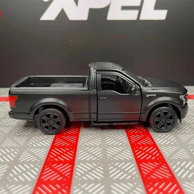 [TOY] 1:36 Ford 2018 F150 Matte Black Model Car Die-Cast
