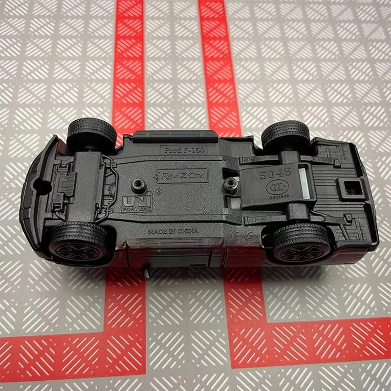 [TOY] 1:36 Ford 2018 F150 Matte Black Model Car Die-Cast