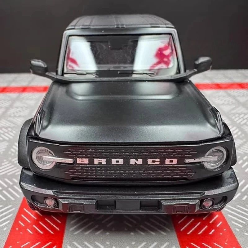[TOY] 1:36 Ford 2021 Bronco Black Model Car Die-Cast