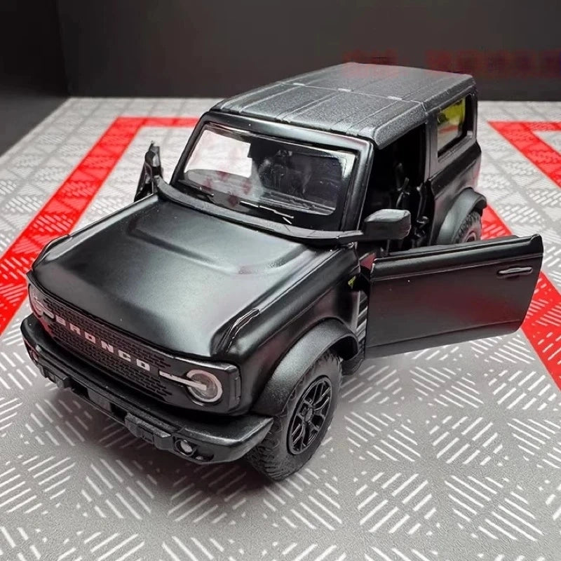 [TOY] 1:36 Ford 2021 Bronco Black Model Car Die-Cast