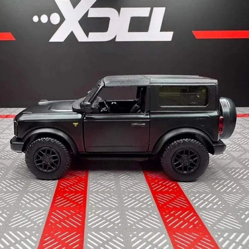 [TOY] 1:36 Ford 2021 Bronco Black Model Car Die-Cast
