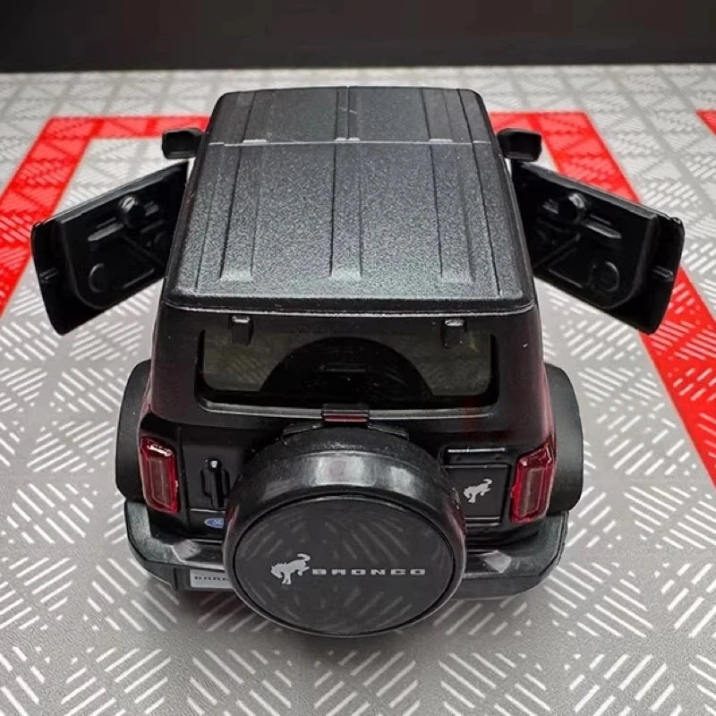 [TOY] 1:36 Ford 2021 Bronco Black Model Car Die-Cast