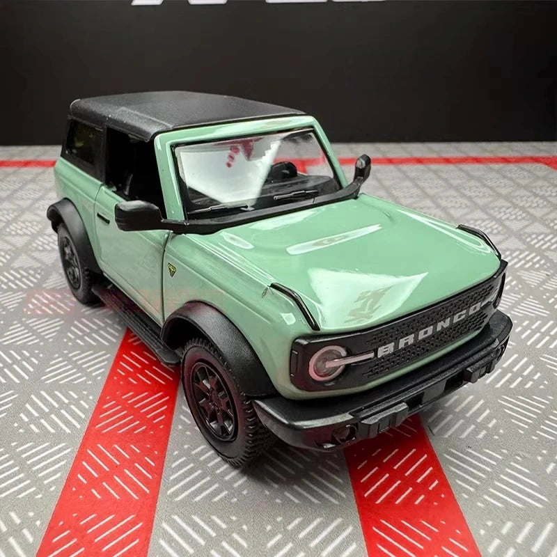 [TOY] 1:36 Ford 2021 Bronco Green Model Car Die-Cast