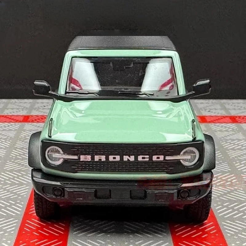 [TOY] 1:36 Ford 2021 Bronco Green Model Car Die-Cast