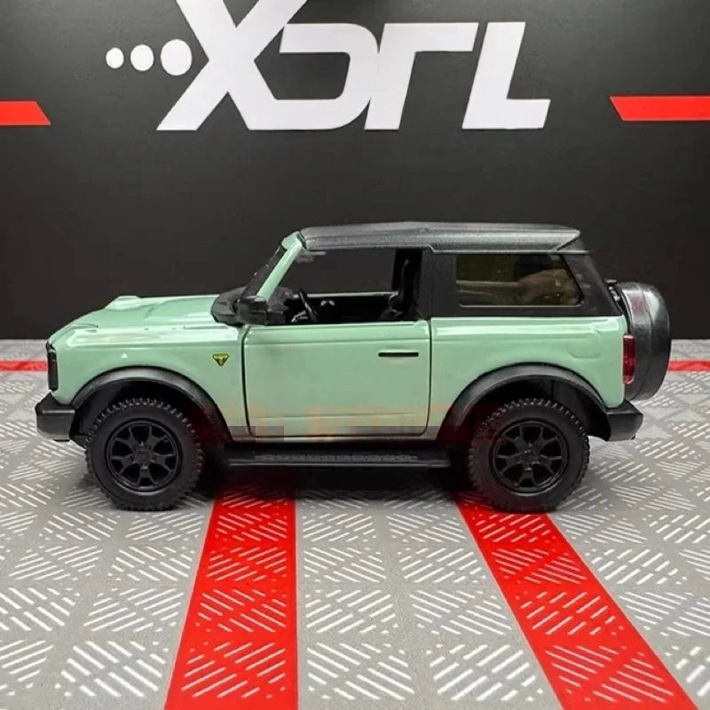 [TOY] 1:36 Ford 2021 Bronco Green Model Car Die-Cast