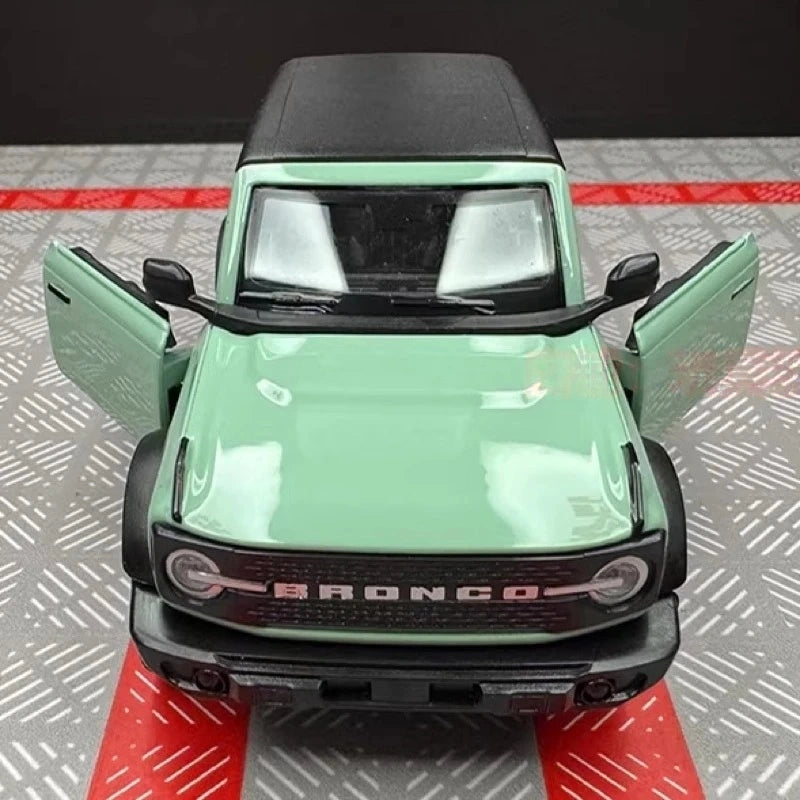 [TOY] 1:36 Ford 2021 Bronco Green Model Car Die-Cast