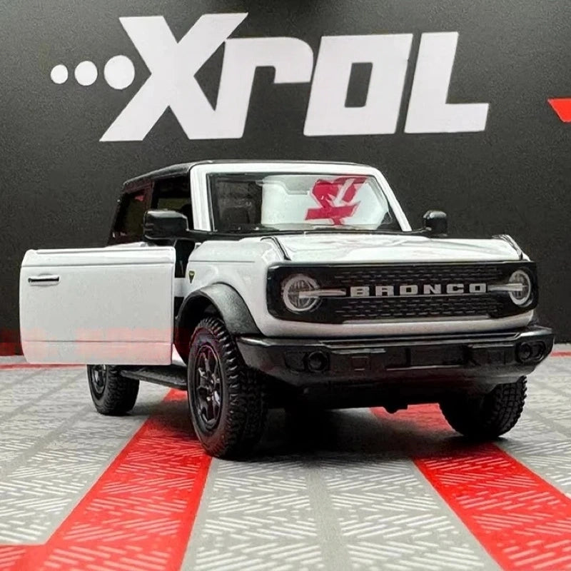 [TOY] 1:36 Ford 2021 Bronco White Model Car Die-Cast