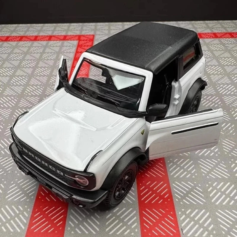 [TOY] 1:36 Ford 2021 Bronco White Model Car Die-Cast