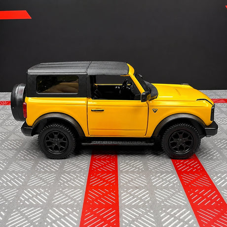 [TOY] 1:36 Ford 2021 Bronco Yellow Model Car Die-Cast