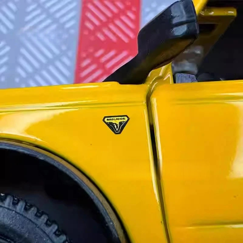[TOY] 1:36 Ford 2021 Bronco Yellow Model Car Die-Cast