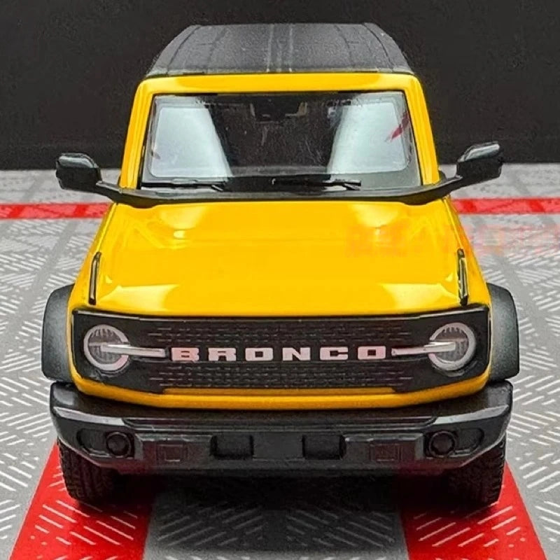 [TOY] 1:36 Ford 2021 Bronco Yellow Model Car Die-Cast