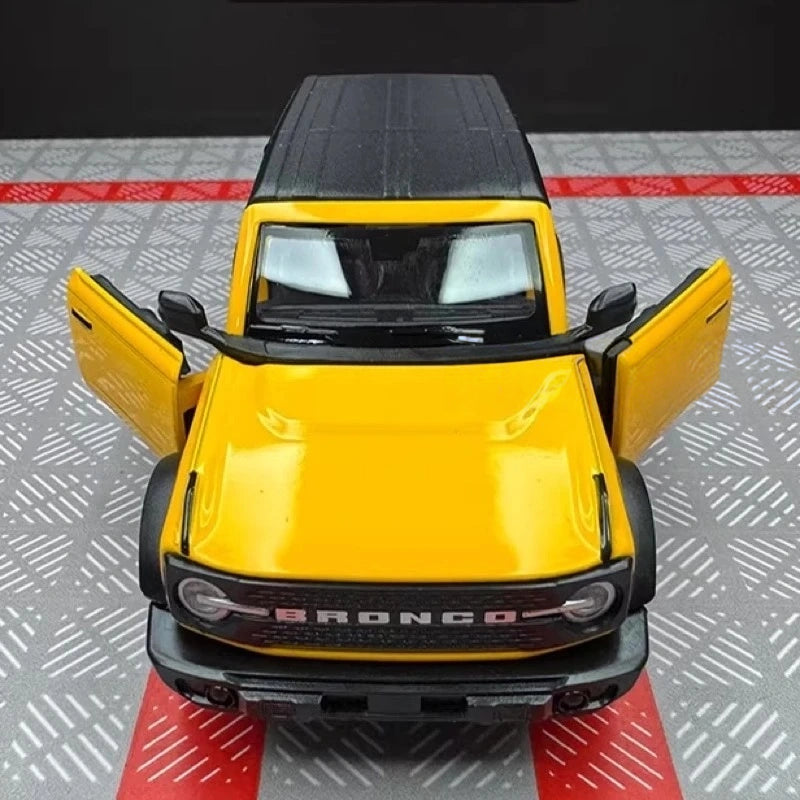 [TOY] 1:36 Ford 2021 Bronco Yellow Model Car Die-Cast