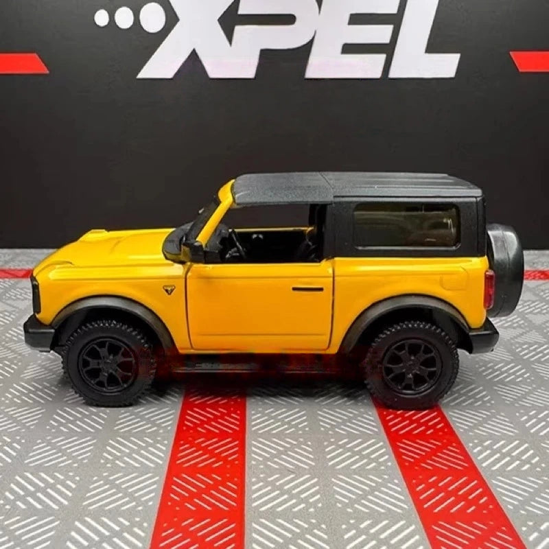 [TOY] 1:36 Ford 2021 Bronco Yellow Model Car Die-Cast