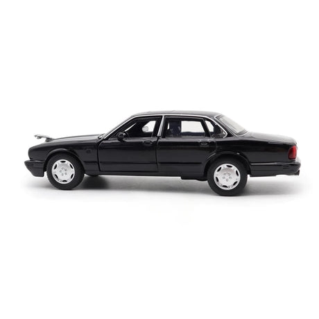[TOY] 1:36 Jaguar 1990 XJ6 svart modellbil Die-Cast