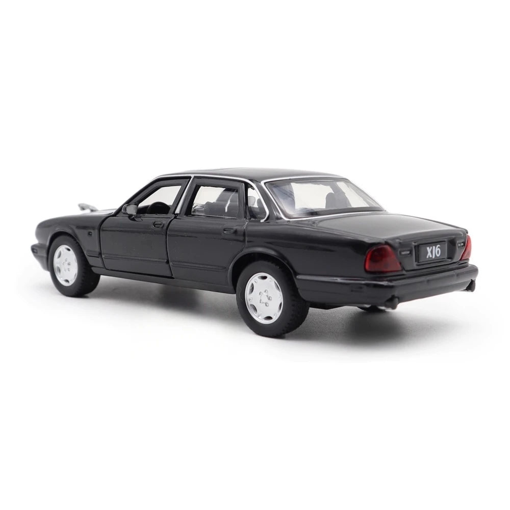 [TOY] 1:36 Jaguar 1990 XJ6 Black Model Car Die-Cast