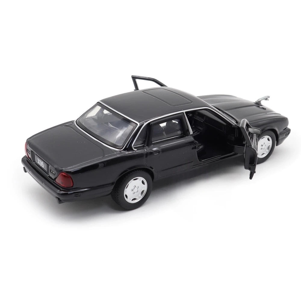 [TOY] 1:36 Jaguar 1990 XJ6 Black Model Car Die-Cast
