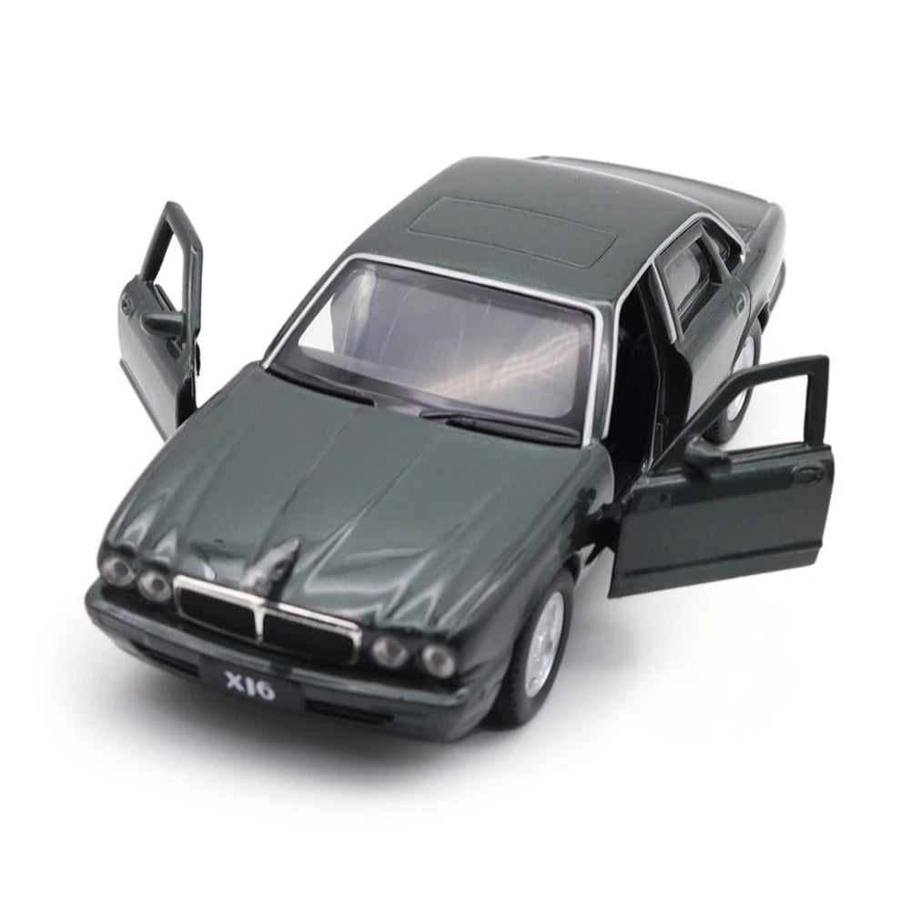 [TOY] 1:36 Jaguar 1990 XJ6 Green Model Car Die-Cast