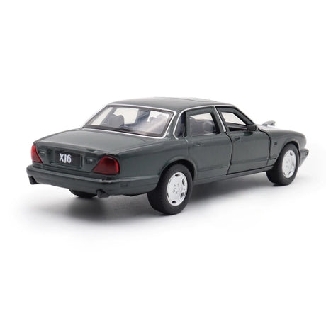 [TOY] 1:36 Jaguar 1990 XJ6 grön modellbil Die-Cast