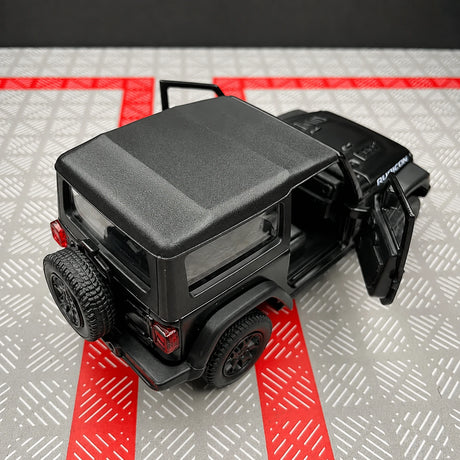 Jeep 2018 Wrangler Rubicon Matte أسود 1:36 – نموذج عرض معدني مصبوب