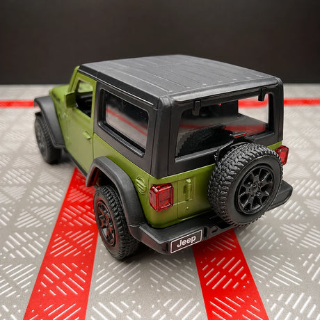Jeep 2018 Wrangler Rubicon Matte أخضر 1:36 – نموذج عرض معدني مصبوب