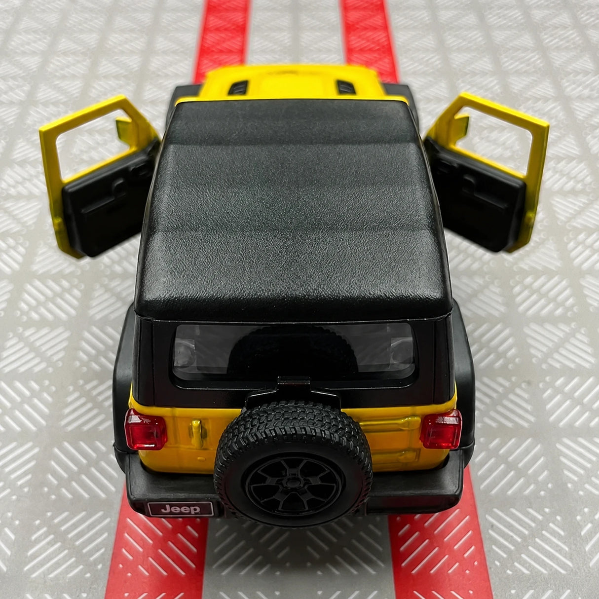 Jeep 2018 Wrangler Rubicon 옐로우 1:36 – 다이캐스트 디스플레이 모델 다이캐스트