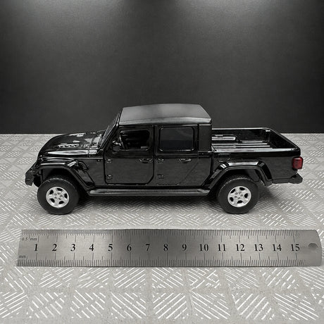 Jeep 2020 Gladiator أسود 1:36 – نموذج عرض معدني مصبوب