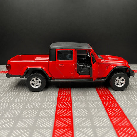 Jeep 2020 Gladiator أحمر 1:36 – نموذج عرض معدني مصبوب