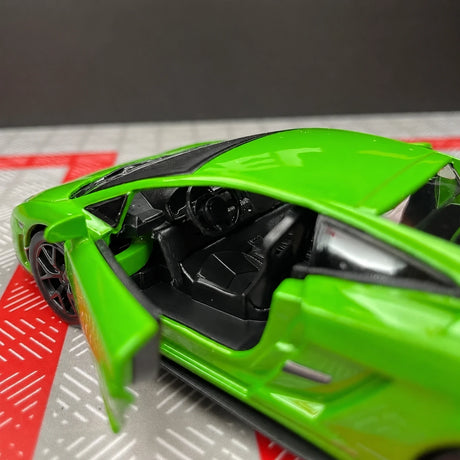 [TOY] 1:36 Lamborghini 2008 Gallardo LP560-4 Green Model Car Die-Cast