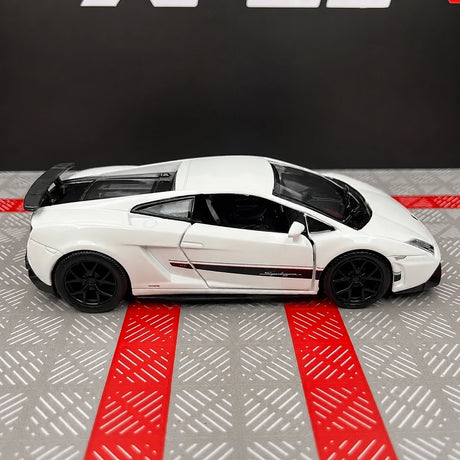 [TOY] 1:36 Lamborghini 2008 Gallardo LP560-4 White Model Car Die-Cast