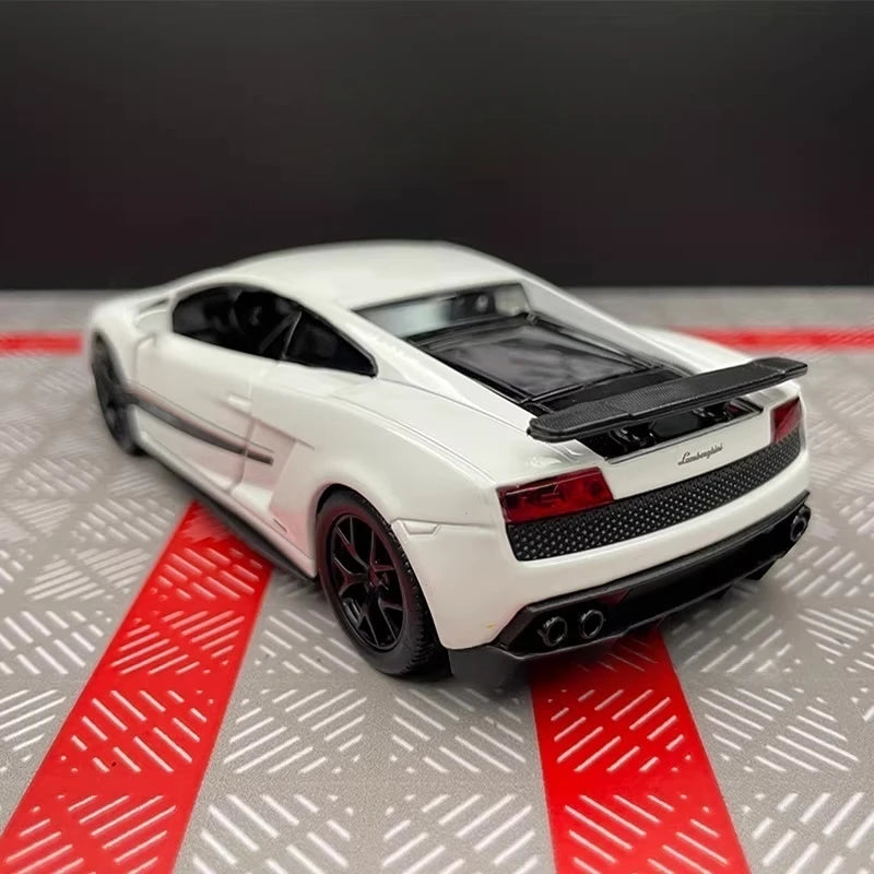 [TOY] 1:36 Lamborghini 2008 Gallardo LP560-4 White Model Car Die-Cast