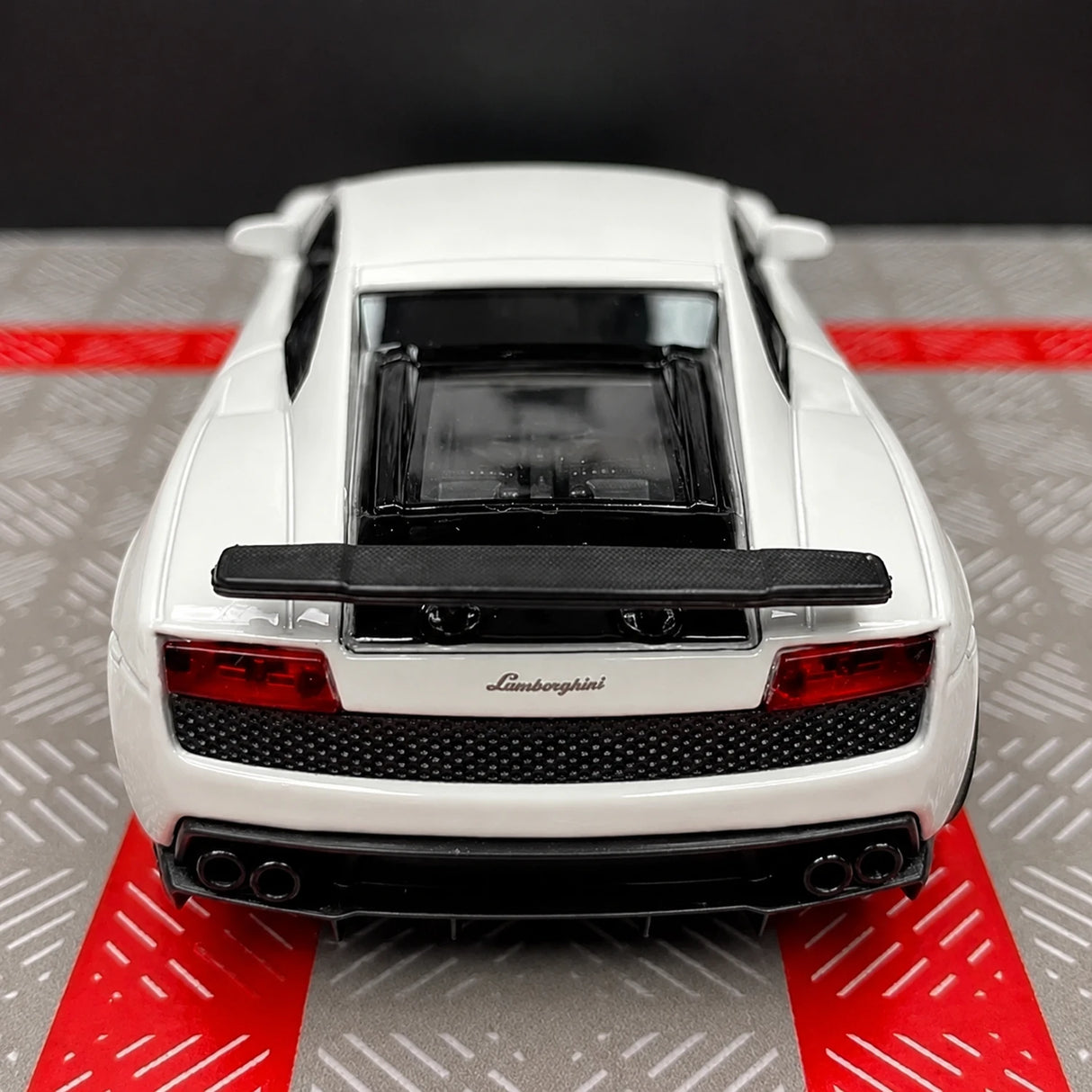 [TOY] 1:36 Lamborghini 2008 Gallardo LP560-4 ホワイト モデルカー Die-Cast