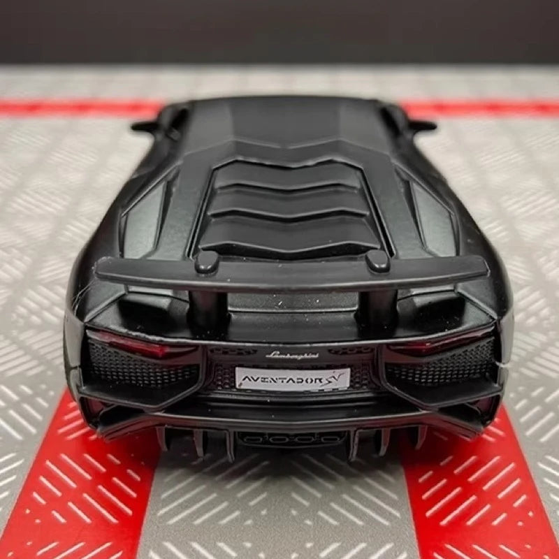 [TOY] 1:36 Lamborghini 2016 Aventador LP750-4 SV noir voiture miniature Die-Cast