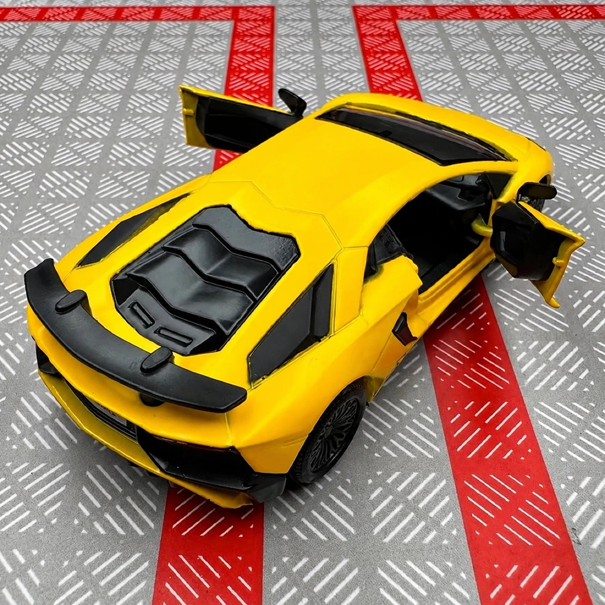 [TOY] 1:36 Lamborghini 2016 Aventador LP750-4 SV Yellow Model Car Die-Cast