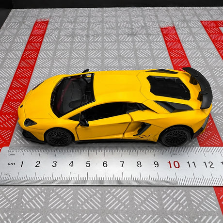 [TOY] 1:36 Lamborghini 2016 Aventador LP750-4 SV Yellow Model Car Die-Cast