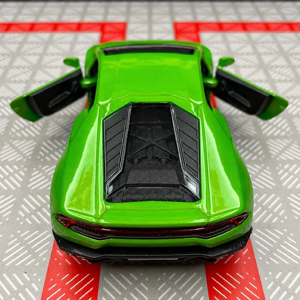 [TOY] 1:36 Lamborghini 2016 Huracan LP610-4 Green Model Car Die-Cast
