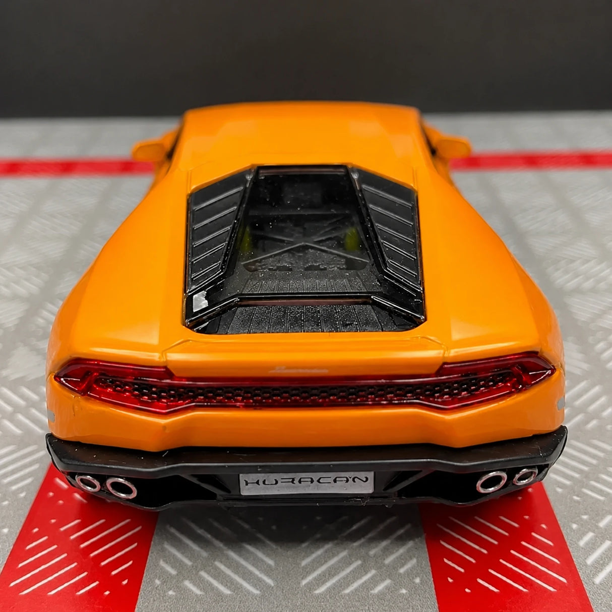 Lamborghini 2016 Huracan LP610-4 Orange 1:36 – Diecast Display Model Die-Cast