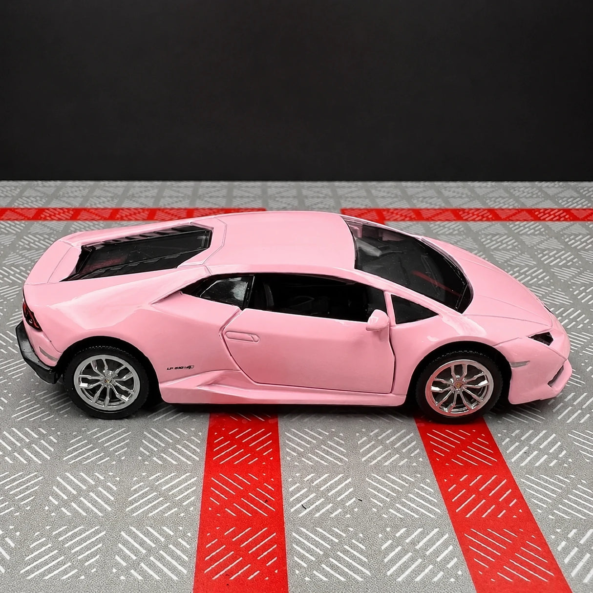 Lamborghini 2016 Huracan LP610-4 rosa 1:36 – modelo de exposição em metal fundido