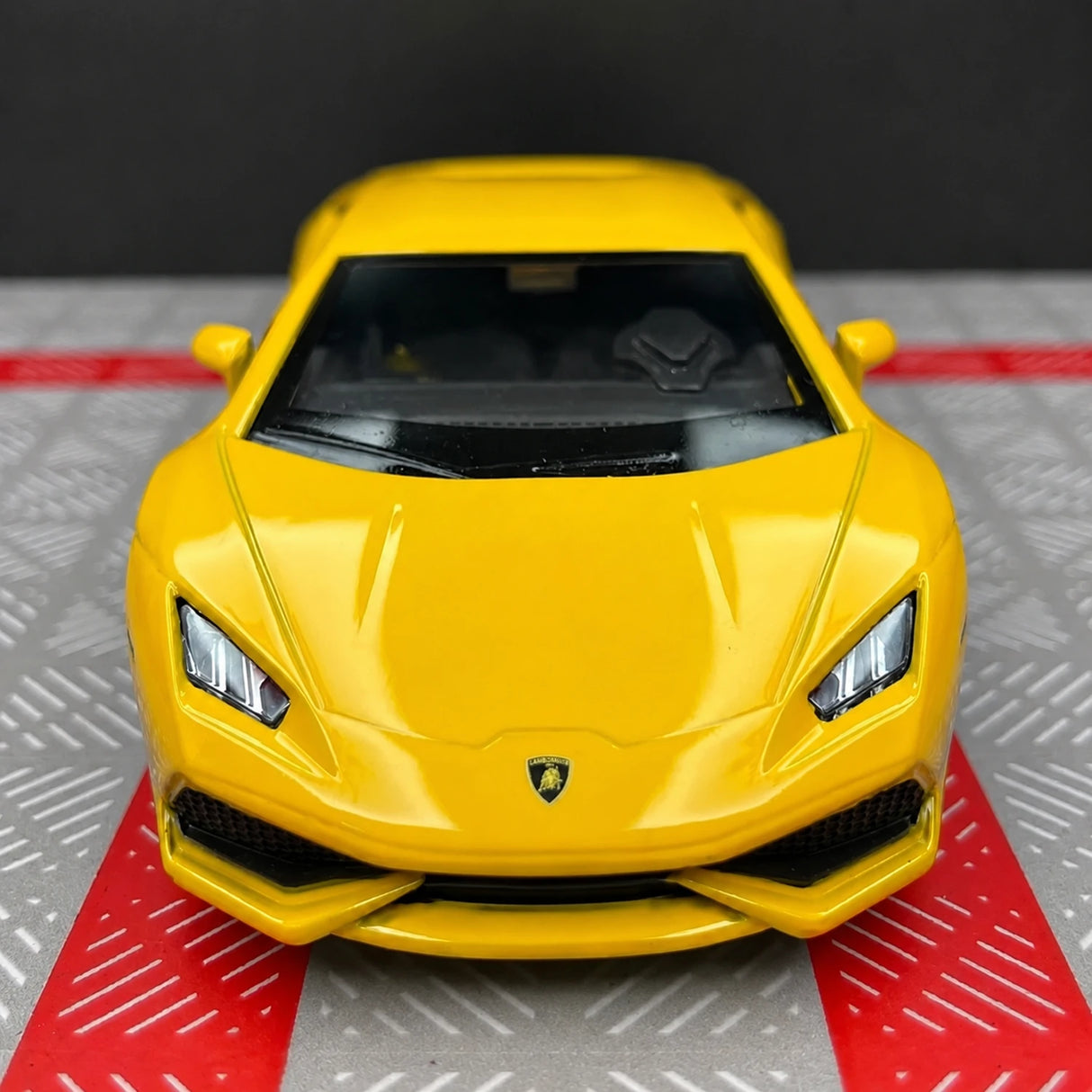 [TOY] 1:36 Lamborghini 2016 Huracan LP610-4 Yellow Model Car Die-Cast