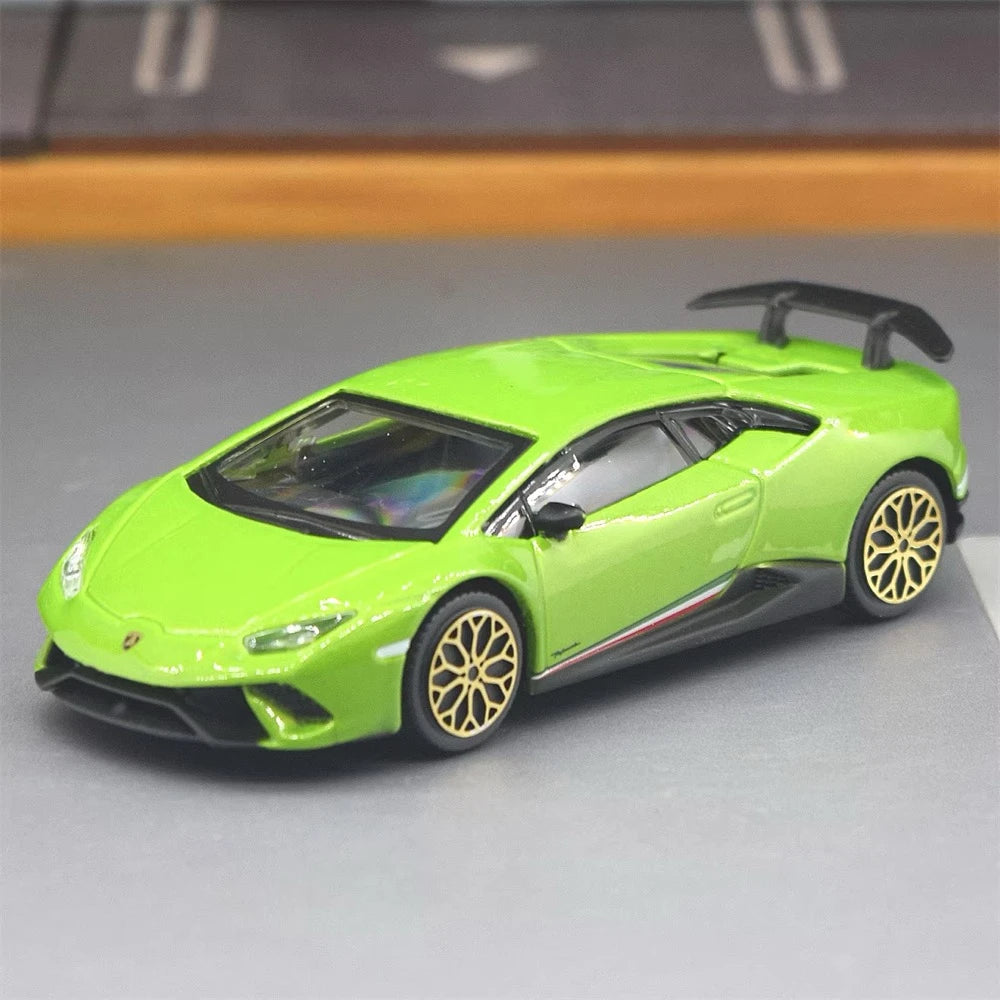 [TOY] 1:36 Lamborghini 2017 Huracan LP640-4 Performante Green Model Car Die-Cast