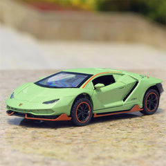 [TOY] 1:36 Lamborghini 2018 Aventador LP780-4 SVJ Green Model Car Die-Cast