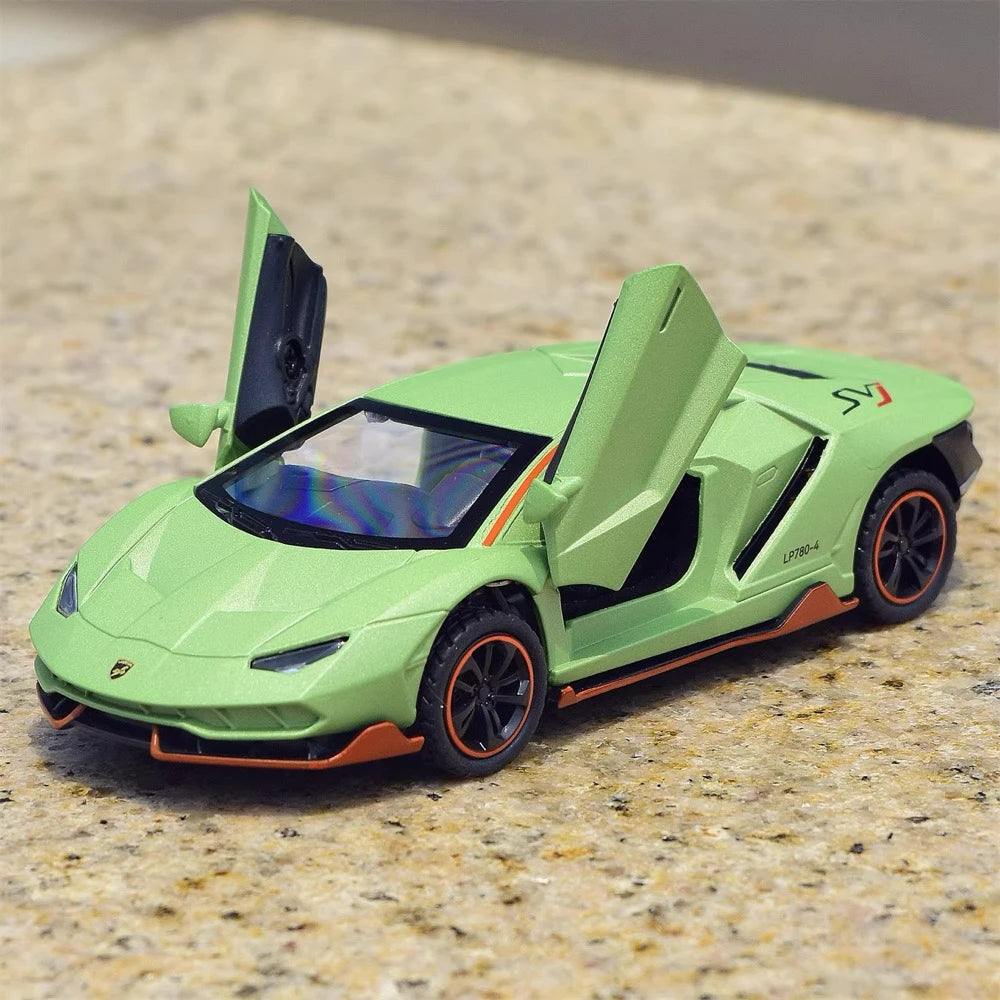 [TOY] 1:36 Lamborghini 2018 Aventador LP780-4 SVJ Green Model Car Die-Cast