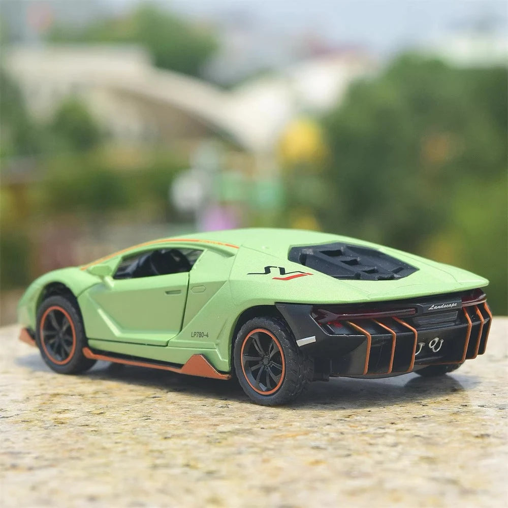 [TOY] 1:36 Lamborghini 2018 Aventador LP780-4 SVJ Green Model Car Die-Cast