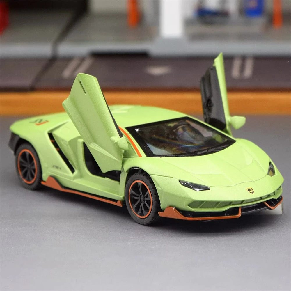 [TOY] 1:36 Lamborghini 2018 Aventador LP780-4 SVJ Green Model Car Die-Cast