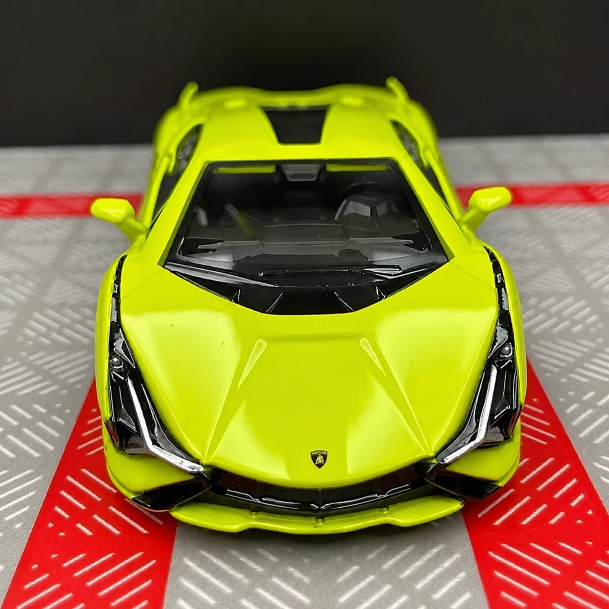 Lamborghini 2020 Sian FKP 37 Green 1:36 – Diecast Display Model Die-Cast