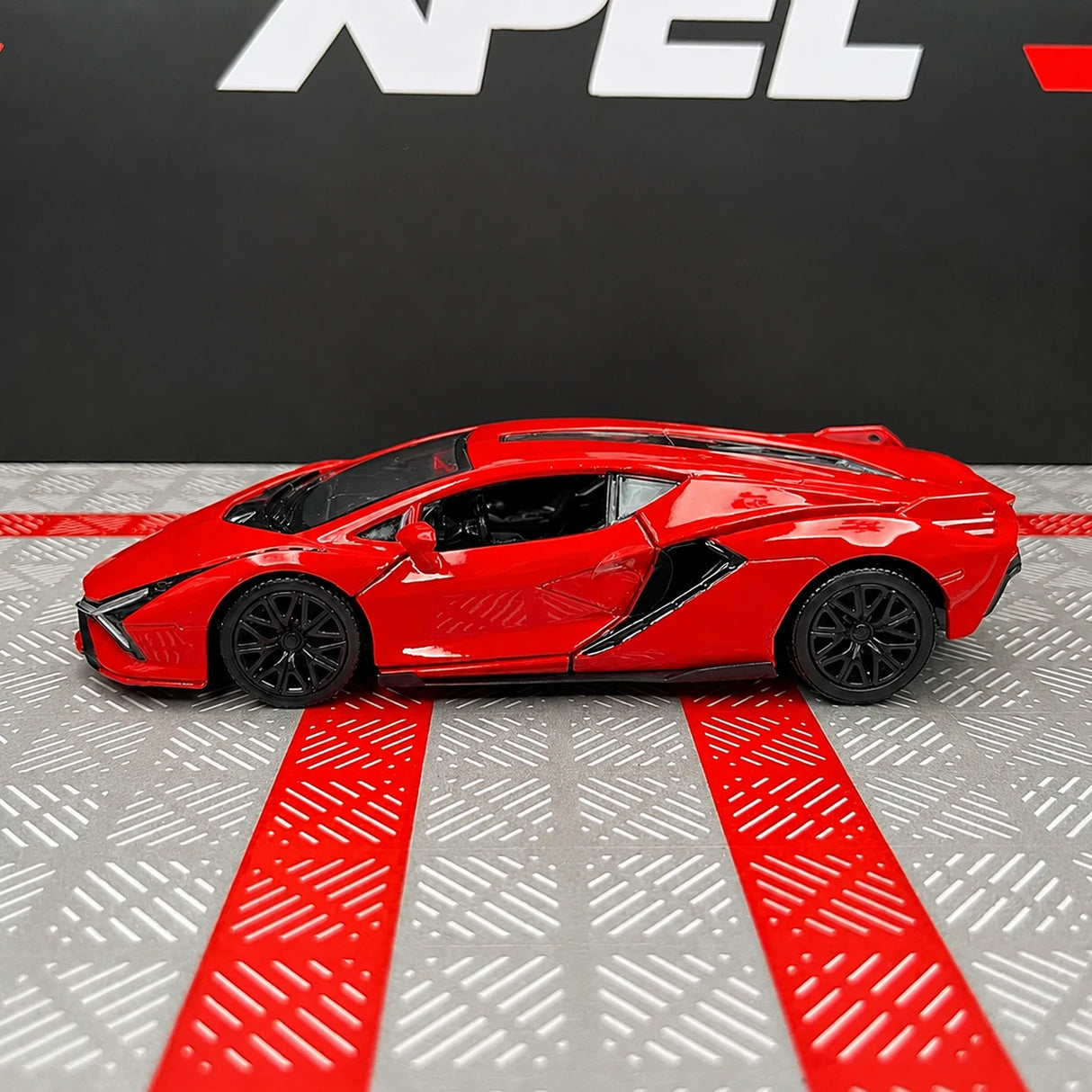 Lamborghini 2020 Sian FKP 37 Red 1:36 – Diecast Display Model Die-Cast
