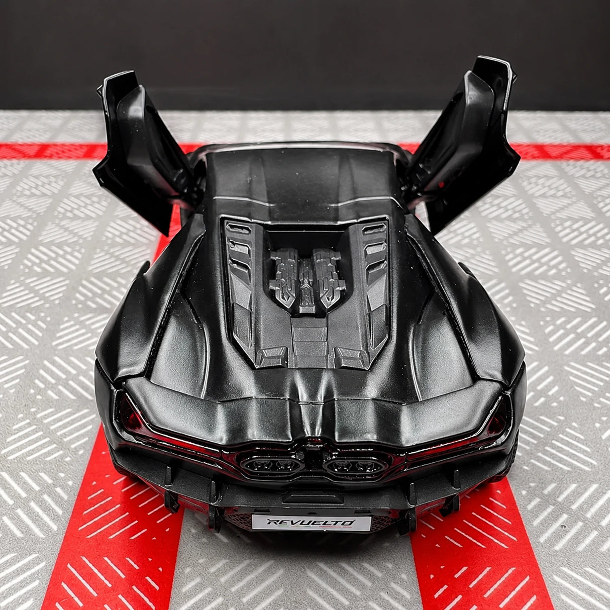 Lamborghini 2023 Revuelto Black 1:36 – Diecast Display Model Die-Cast