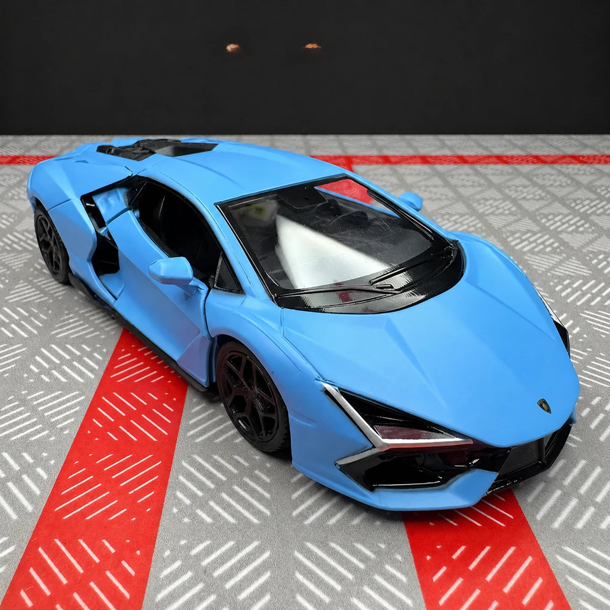 Lamborghini 2023 Revuelto Blue 1:36 – Diecast Display Model Die-Cast