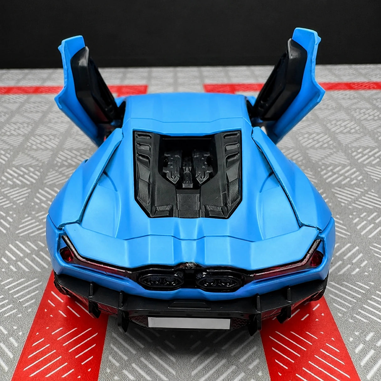Lamborghini 2023 Revuelto Blue 1:36 – Diecast Display Model Die-Cast