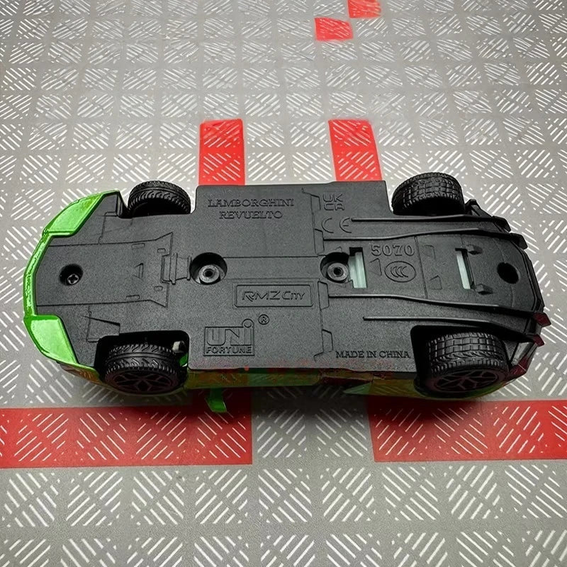[TOY] 1:36 Lamborghini 2023 Revuelto Green Model Car Die-Cast