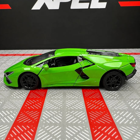 Lamborghini 2023 Revuelto أخضر 1:36 – نموذج عرض معدني مصبوب